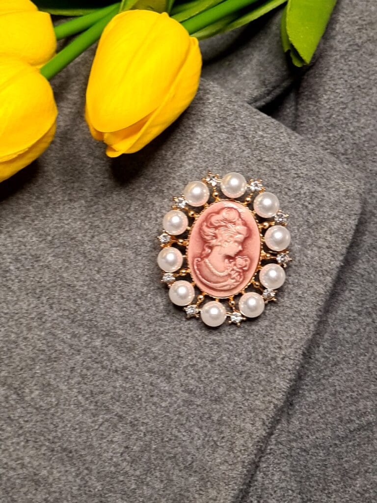Cameo Broš – Rozi