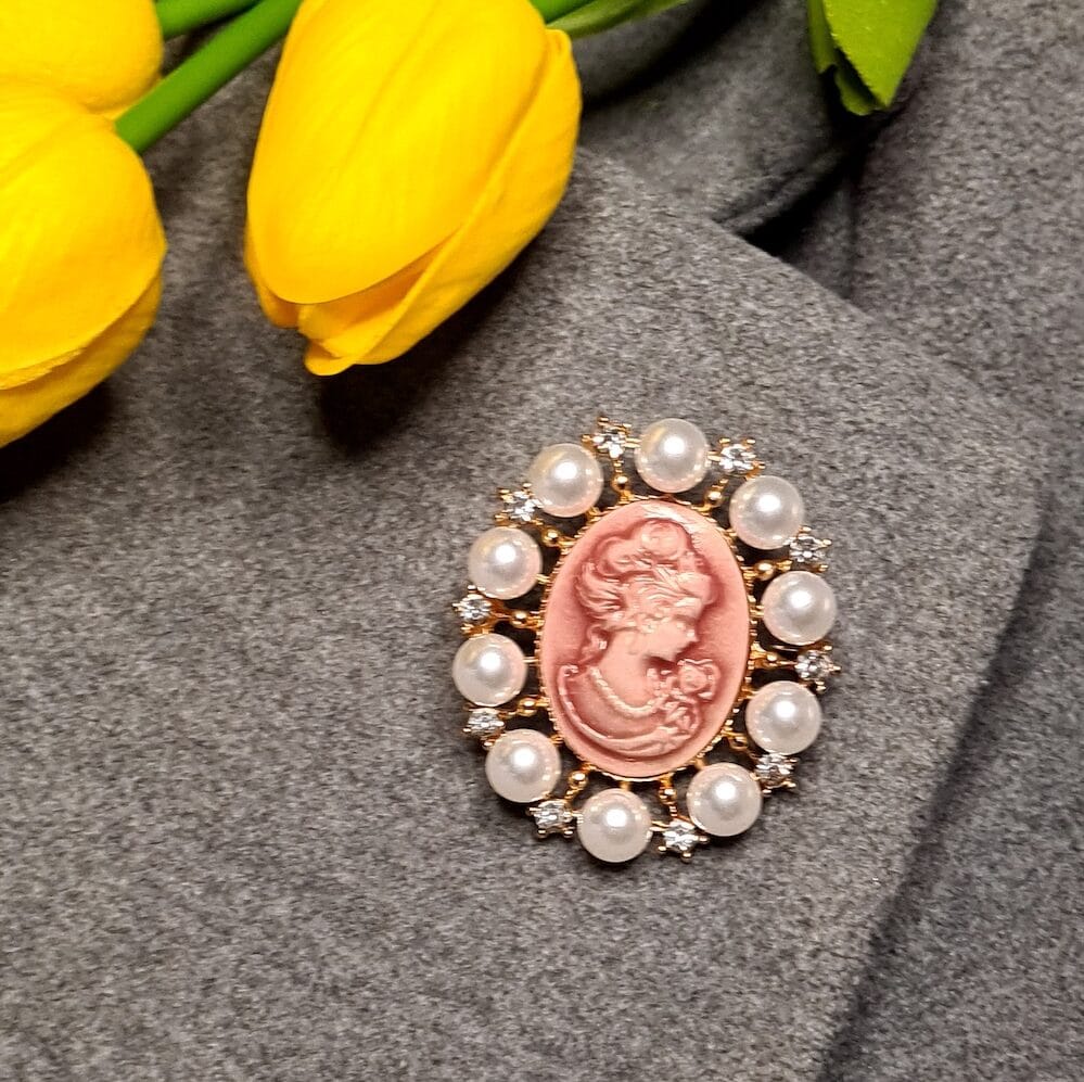 Cameo Broš - Rozi